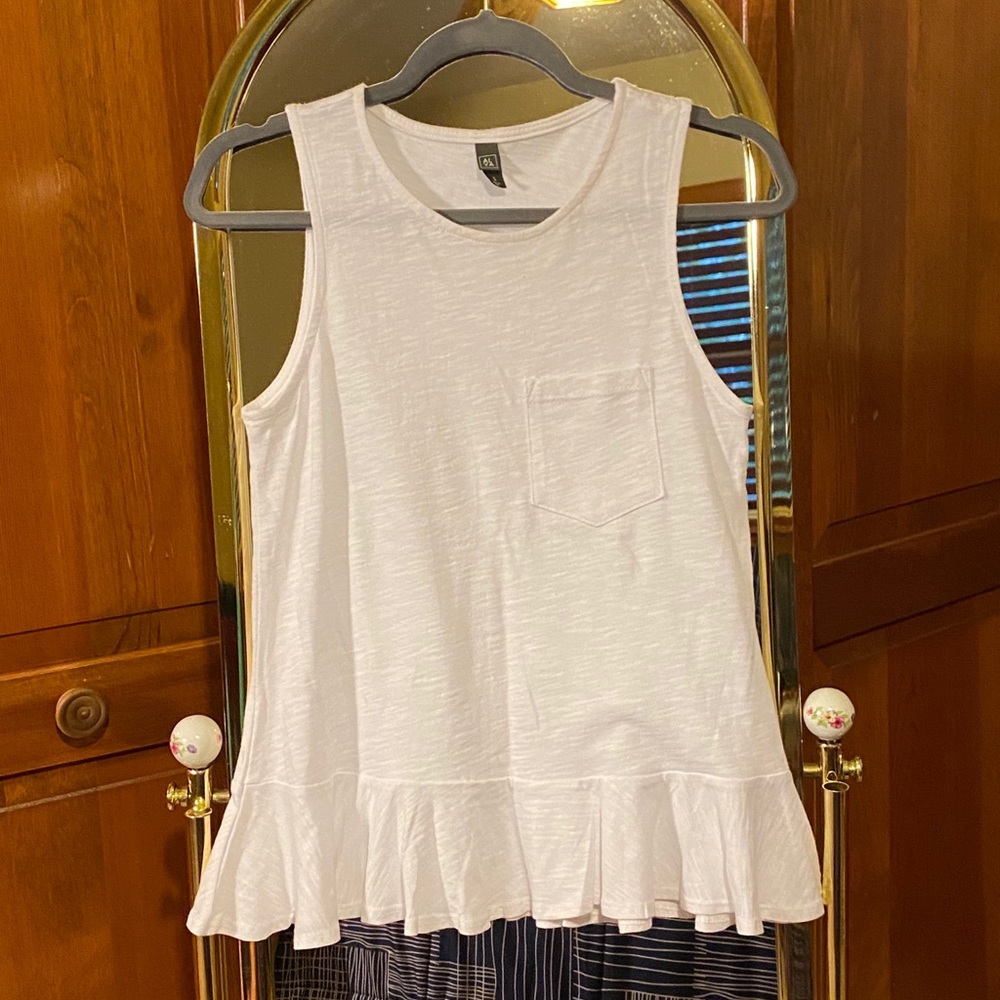 Francescas White tank top
